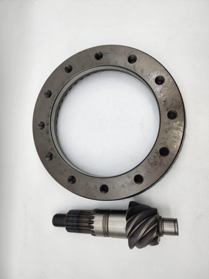 8-97319161-0 Rear Final Drive Gear Set