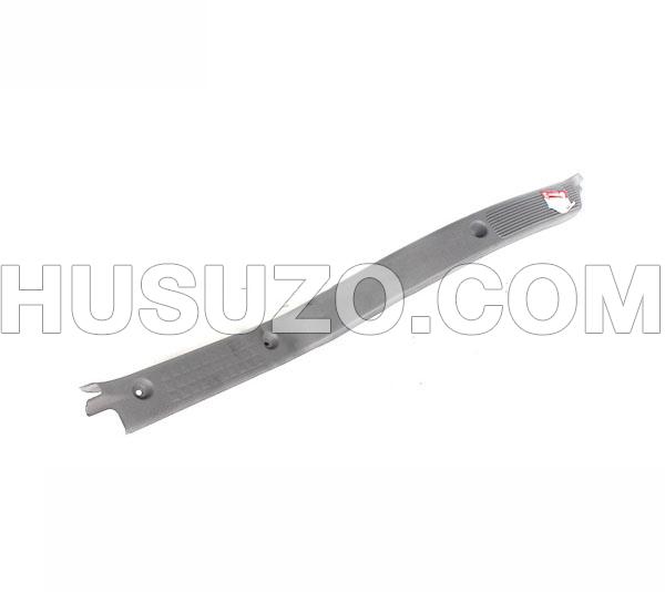 8-97405389-1, Door Side Floor Mat Trim Cover for ISUZU NPR75