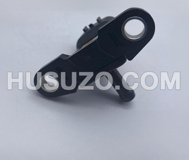 1802200140 ISUZU 4HK1 Boost Sensor